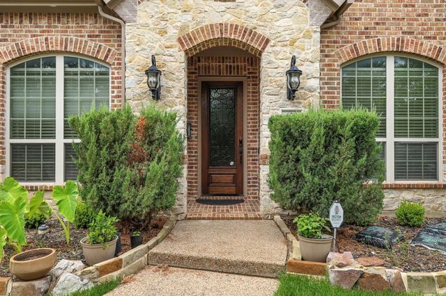 628 Four Stones Boulevard, Lewisville, TX 75056
