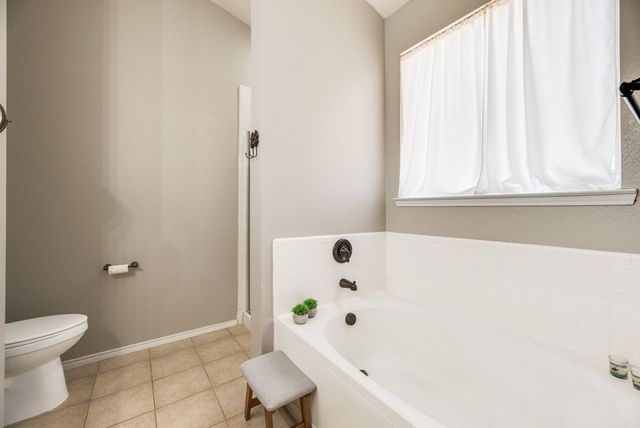 1323 Canyon Creek Road, Wylie, TX 75098