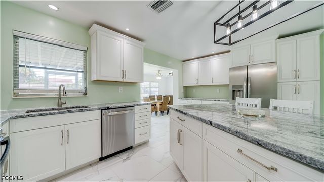 2708 Mangrove ST, St James City, FL 33956