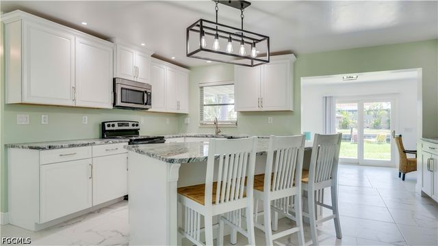 2708 Mangrove ST, St James City, FL 33956