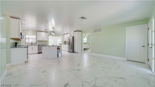 2708 Mangrove ST, St James City, FL 33956