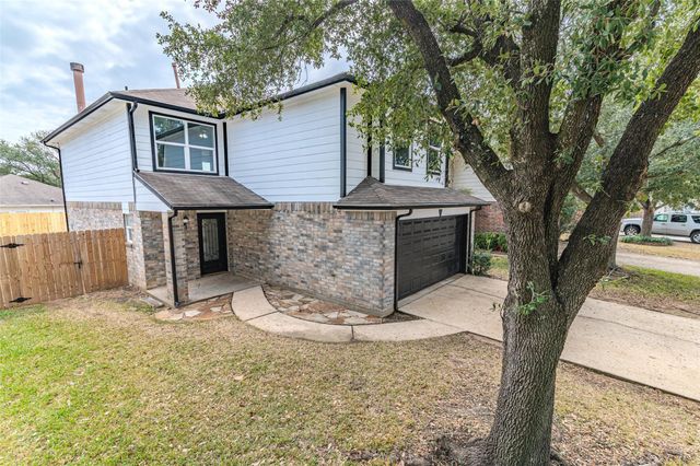 19526 Rocky Bank Drive, Tomball, TX 77375