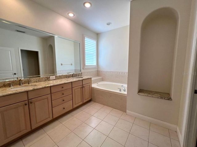 3817 W TACON STREET, Tampa, FL 33629