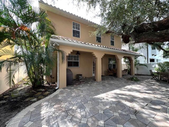 3817 W TACON STREET, Tampa, FL 33629