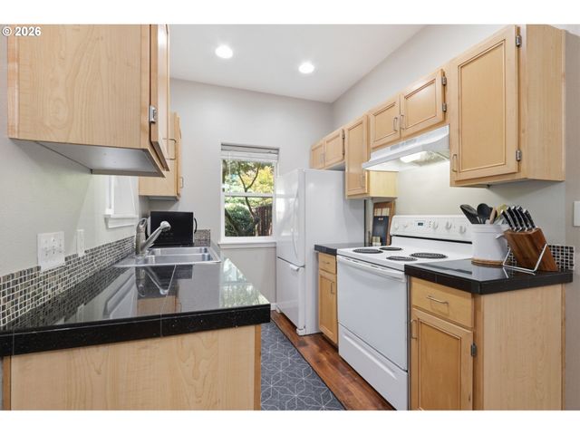 1153 Ne ARROYO Ave, Hillsboro, OR 97006