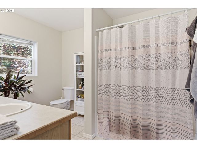 1153 Ne ARROYO Ave, Hillsboro, OR 97006
