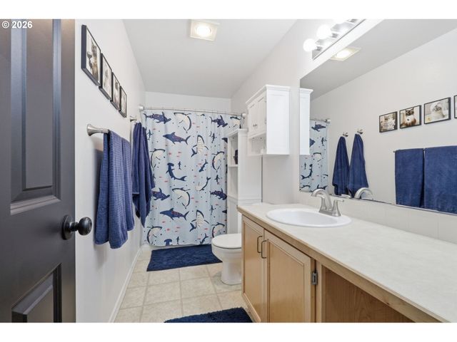 1153 Ne ARROYO Ave, Hillsboro, OR 97006