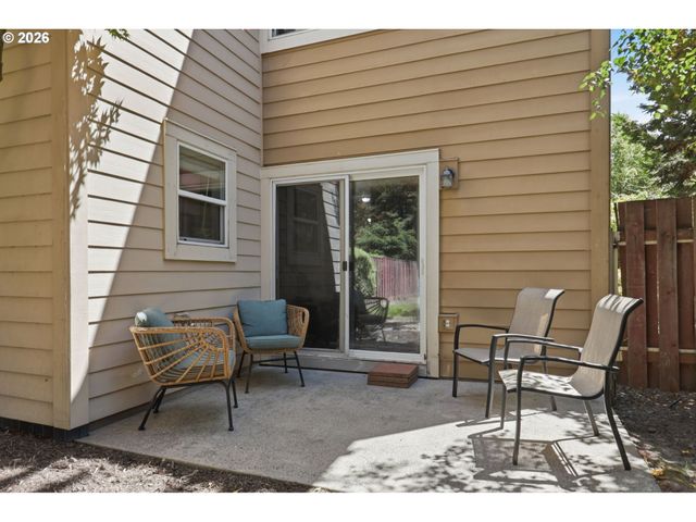 1153 Ne ARROYO Ave, Hillsboro, OR 97006