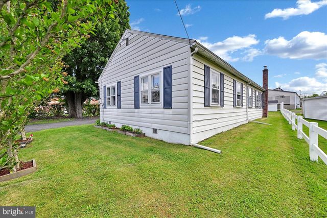 21 PRESCOTT ST, Cressona, PA 17929