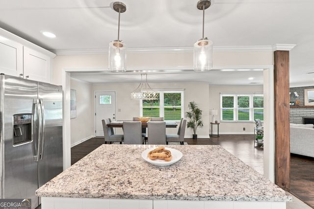 4691 Roberta Circle, Austell, GA 30106