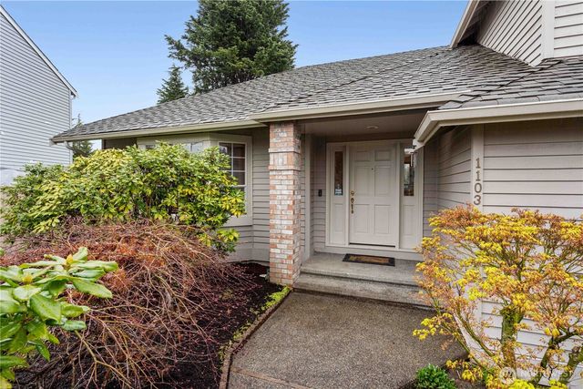 1103 SW 334th Place, Federal Way, WA 98023