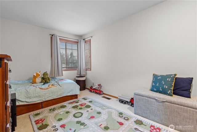 1103 SW 334th Place, Federal Way, WA 98023