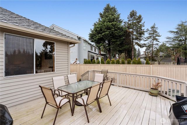 1103 SW 334th Place, Federal Way, WA 98023