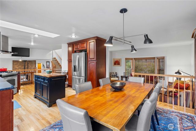 1103 SW 334th Place, Federal Way, WA 98023