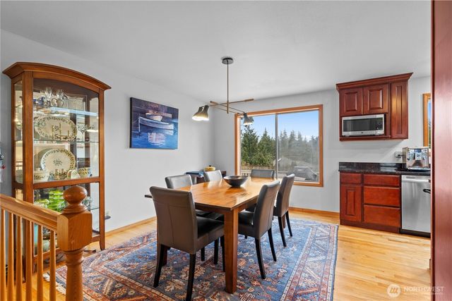 1103 SW 334th Place, Federal Way, WA 98023