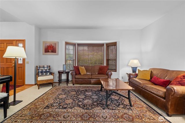 1103 SW 334th Place, Federal Way, WA 98023