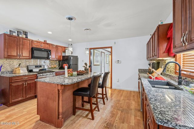 1827 8th Street, Rensselaer, NY 12144