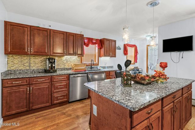 1827 8th Street, Rensselaer, NY 12144