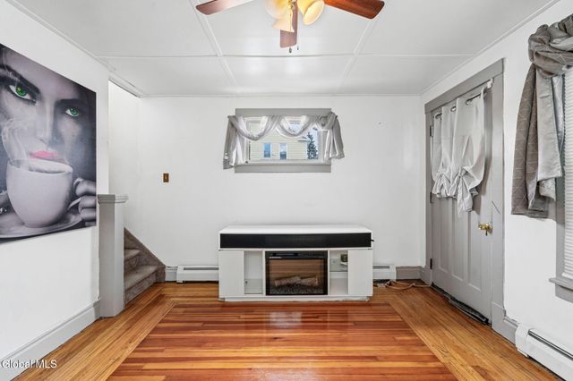 1827 8th Street, Rensselaer, NY 12144