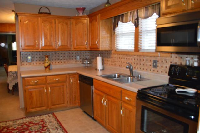 274 Washington Avenue, Harrogate, TN 37752