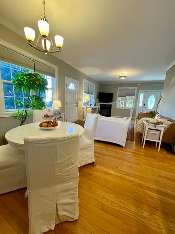 368 Boylston St A, Newton, MA 02459