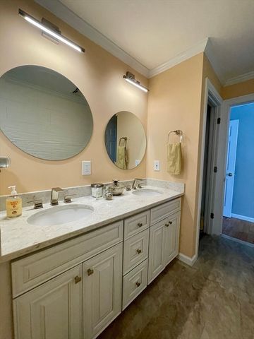 368 Boylston St A, Newton, MA 02459