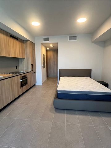 121 NE 5th st 3400, Miami, FL 33132