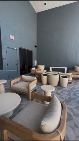 121 NE 5th st 3400, Miami, FL 33132