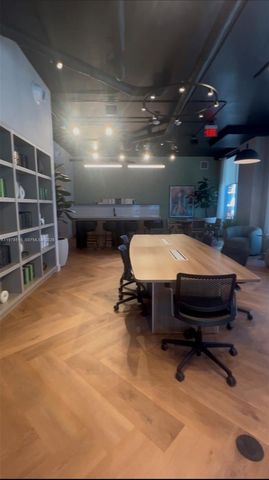 121 NE 5th st 3400, Miami, FL 33132