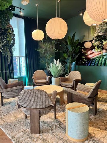 121 NE 5th st 3400, Miami, FL 33132