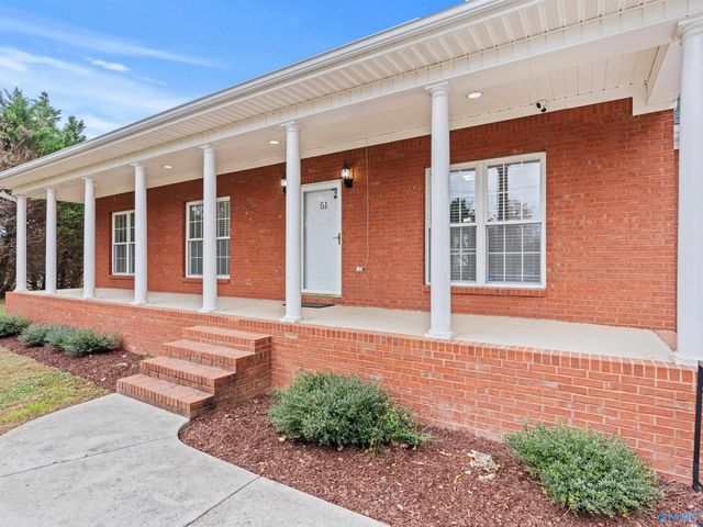 51 Brookwood Drive, Fayetteville, TN 37334