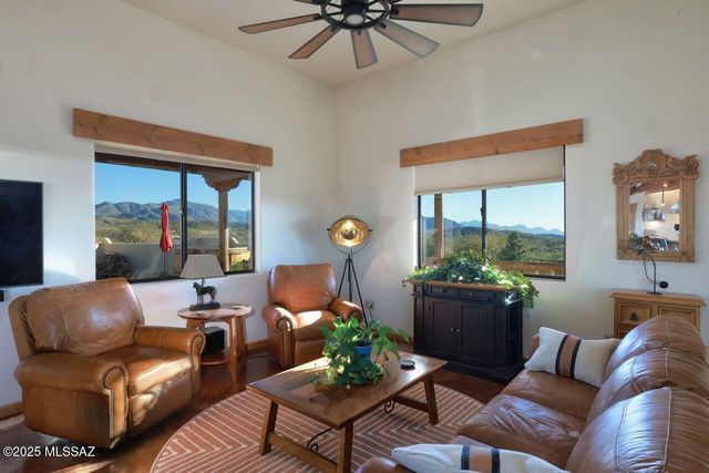 401 N Bully Hill Court, Oracle, AZ 85623