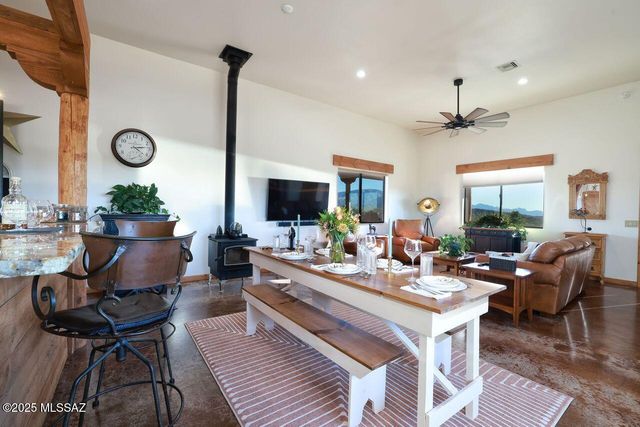 401 N Bully Hill Court, Oracle, AZ 85623