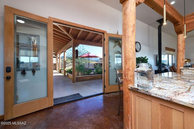 401 N Bully Hill Court, Oracle, AZ 85623