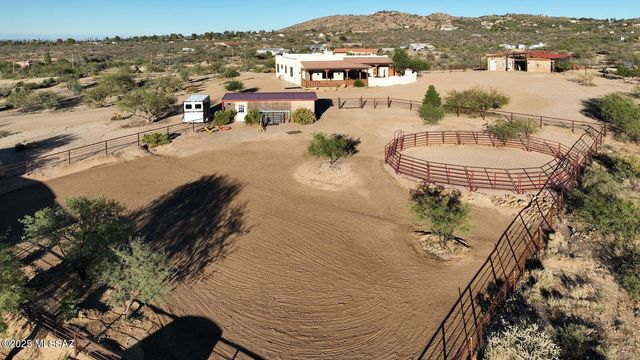401 N Bully Hill Court, Oracle, AZ 85623