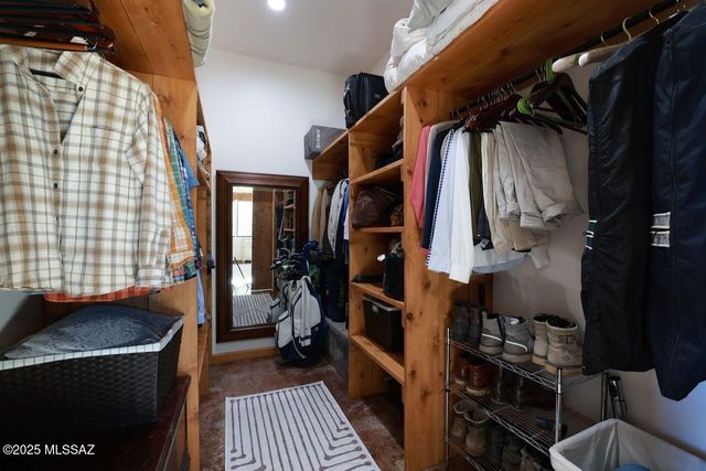 401 N Bully Hill Court, Oracle, AZ 85623