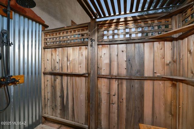 401 N Bully Hill Court, Oracle, AZ 85623