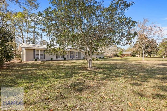 121 Glynn Street, Jesup, GA 31545