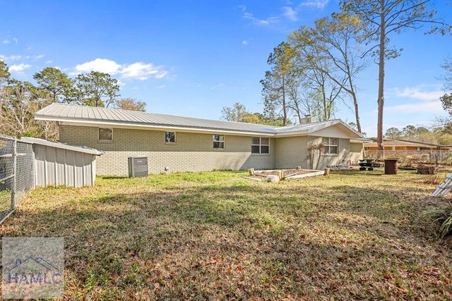 121 Glynn Street, Jesup, GA 31545