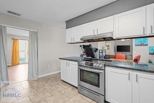 121 Glynn Street, Jesup, GA 31545