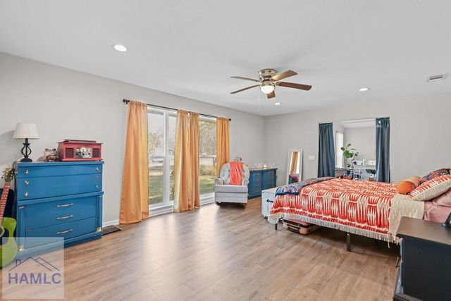 121 Glynn Street, Jesup, GA 31545