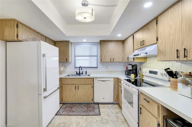 95 Saint Andrews BLVD A110, Naples, FL 34113