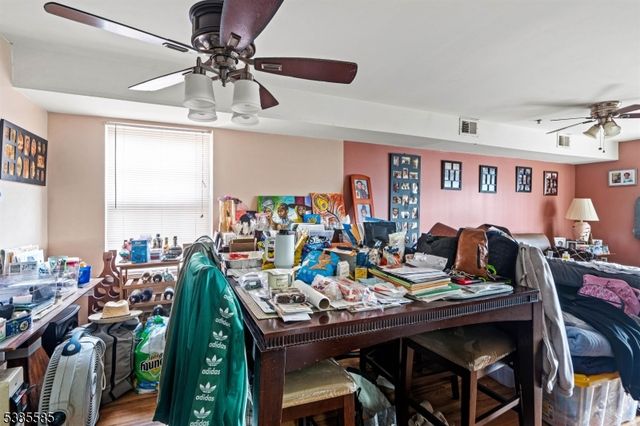 135 S 15Th St, Newark City, NJ 07107