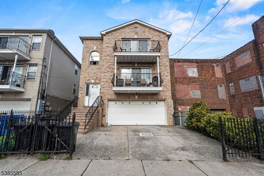 135 S 15Th St, Newark City, NJ 07107