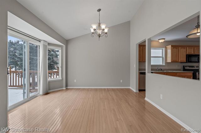 462 Woodhaven Drive, Commerce Twp, MI 48390