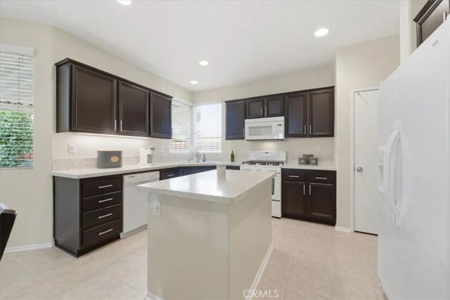 4674 Trailmore Court, Riverside, CA 92505