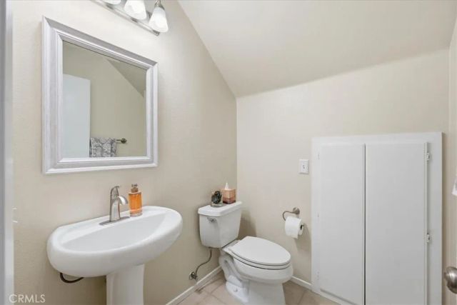 4674 Trailmore Court, Riverside, CA 92505