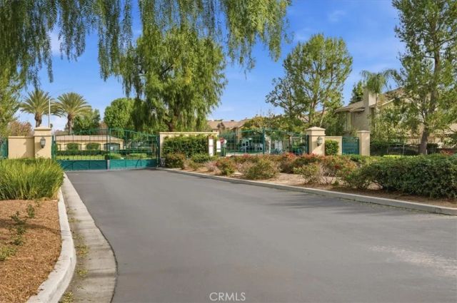 4674 Trailmore Court, Riverside, CA 92505