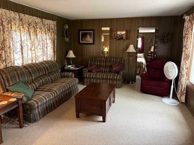 1613 Hornet Trail, Nekoosa, WI 54457