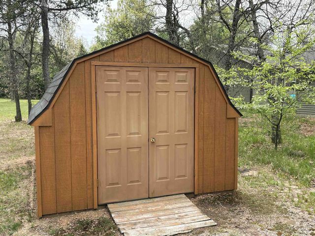 1613 Hornet Trail, Nekoosa, WI 54457